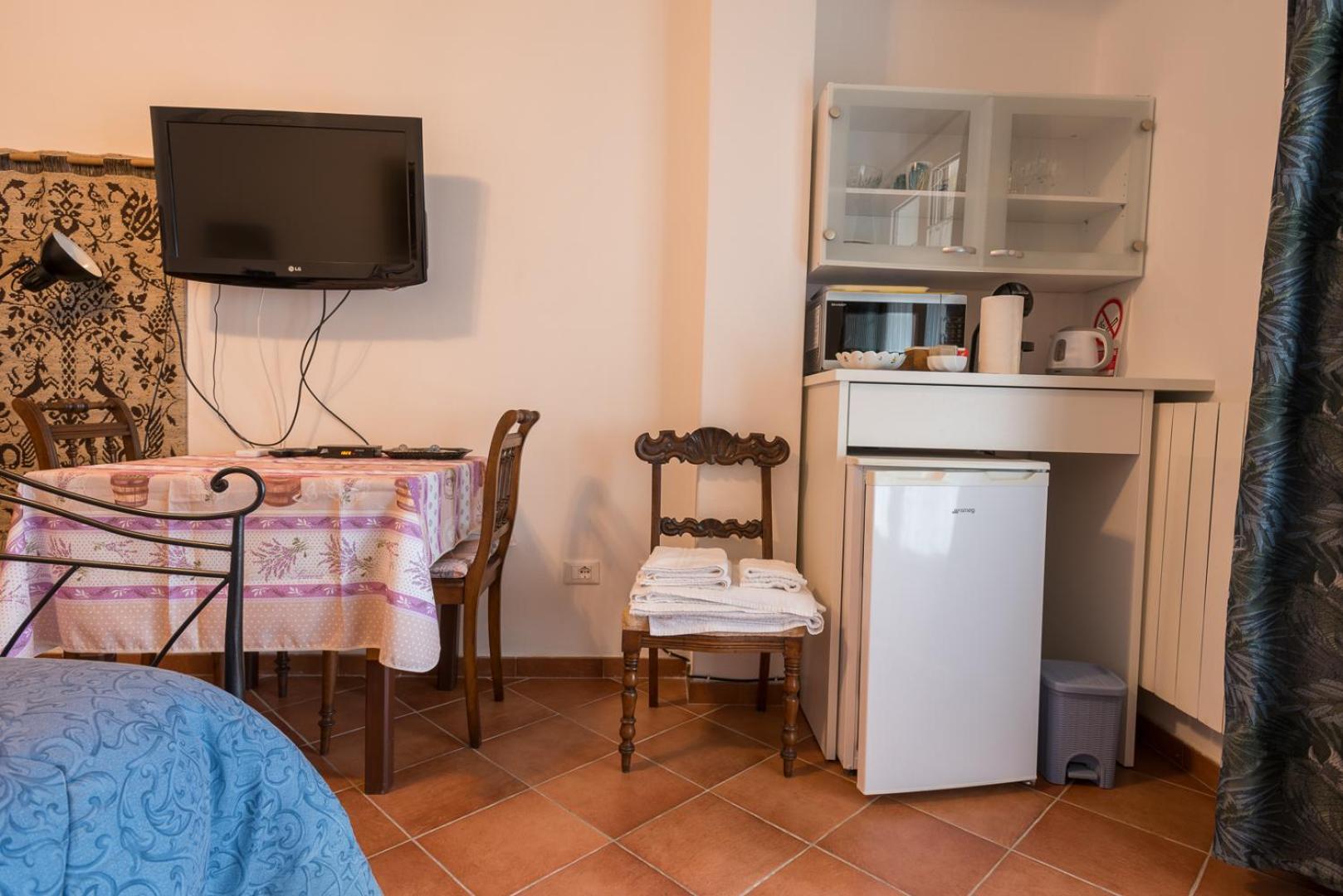 Bed and Breakfast Tra Gli Ulivi Пьетра-Лигуре Экстерьер фото