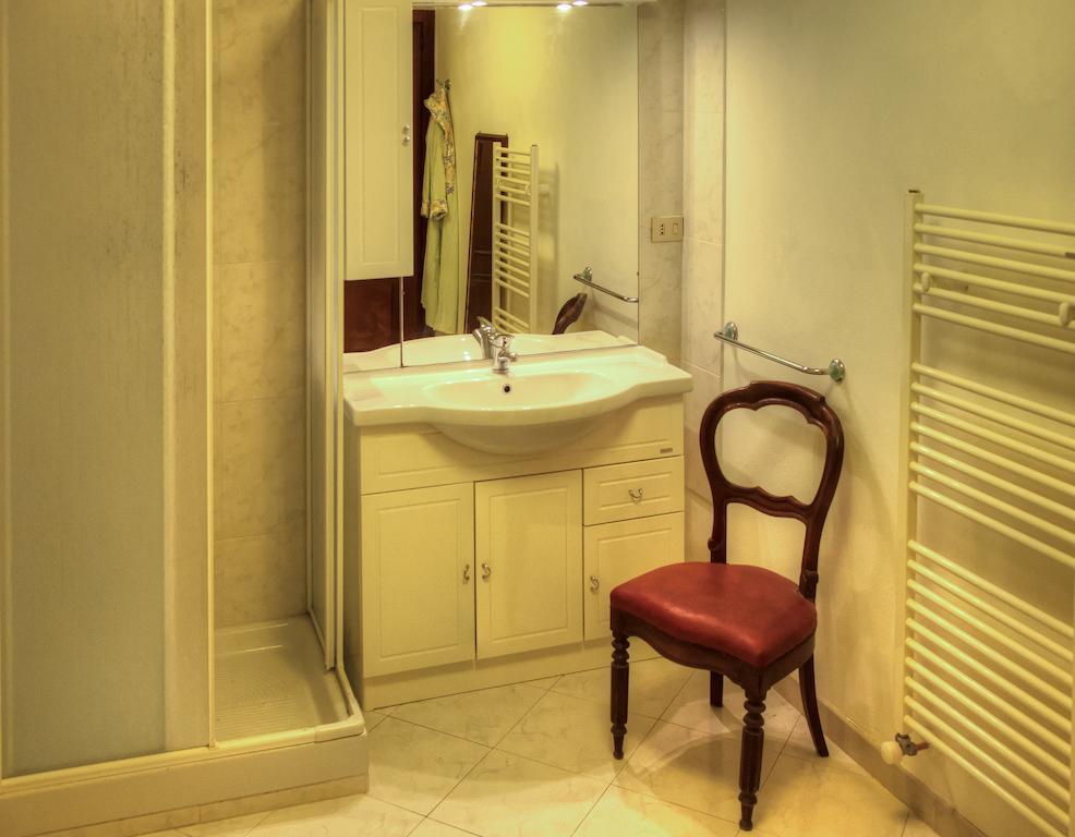 Bed and Breakfast Tra Gli Ulivi Пьетра-Лигуре Экстерьер фото